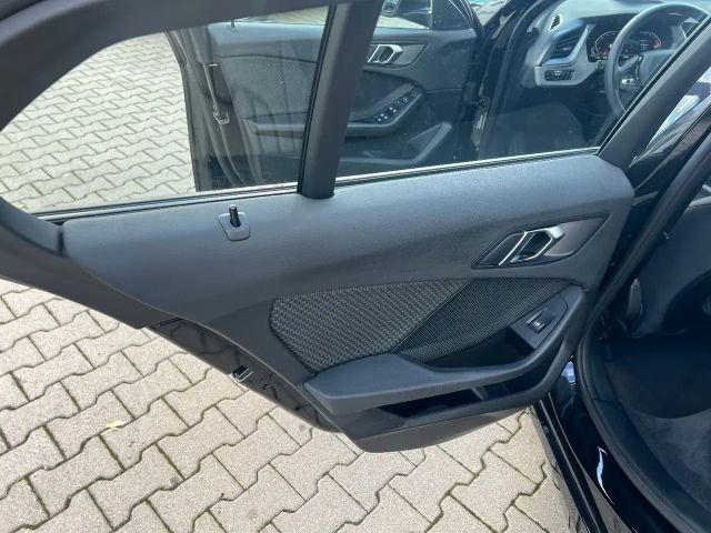 BMW 120 120d Advantage pakket Sedan