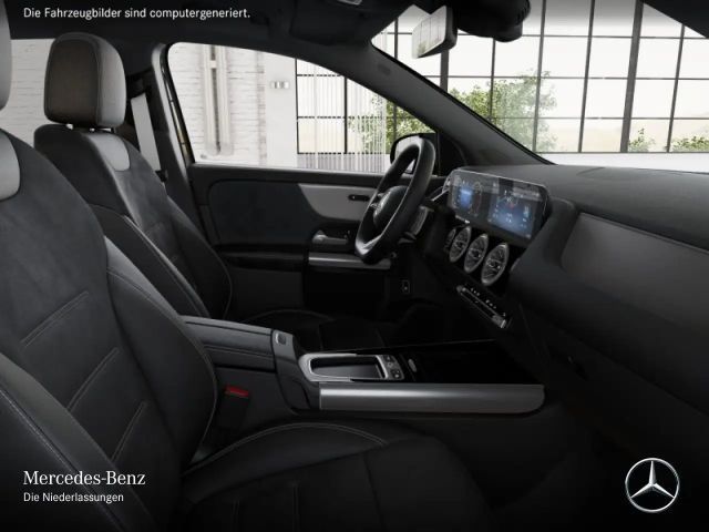 Mercedes-Benz GLA 200 AMG Line