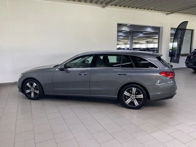 Mercedes-Benz C 180 AVANTGARDE Estate