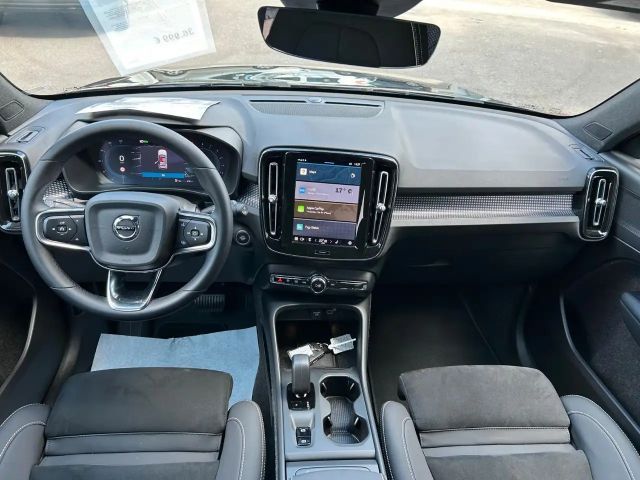 Volvo XC40 Core