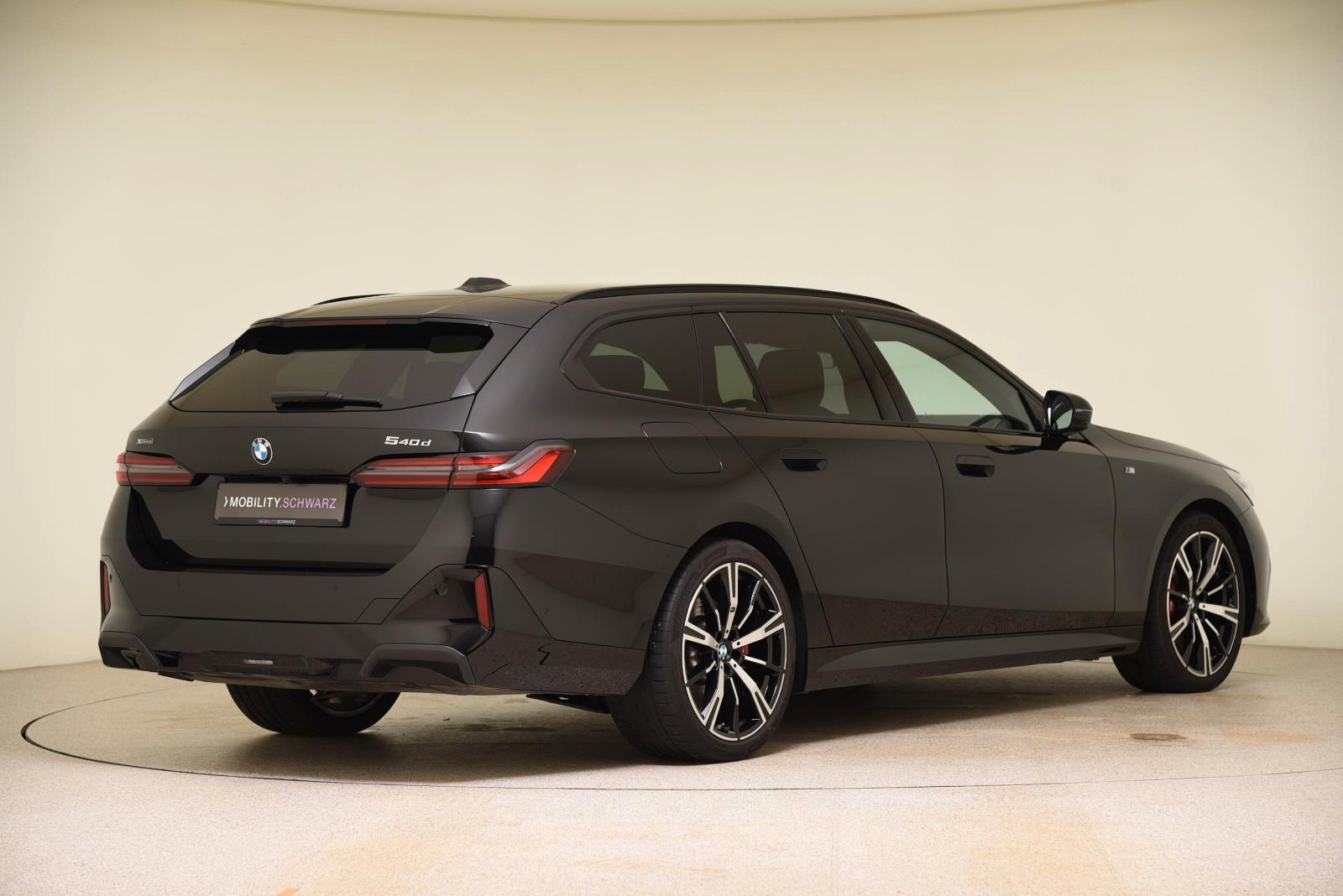BMW 540 540d M-Sport Touring xDrive