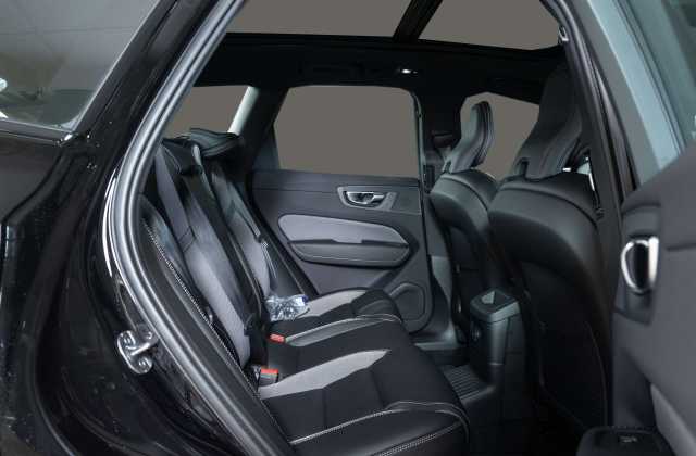 Volvo XC60 AWD Dark Plus Recharge T6