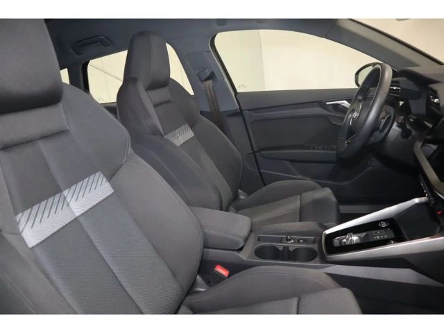 Audi A3 35 TDI S-Line Sedan Sportback