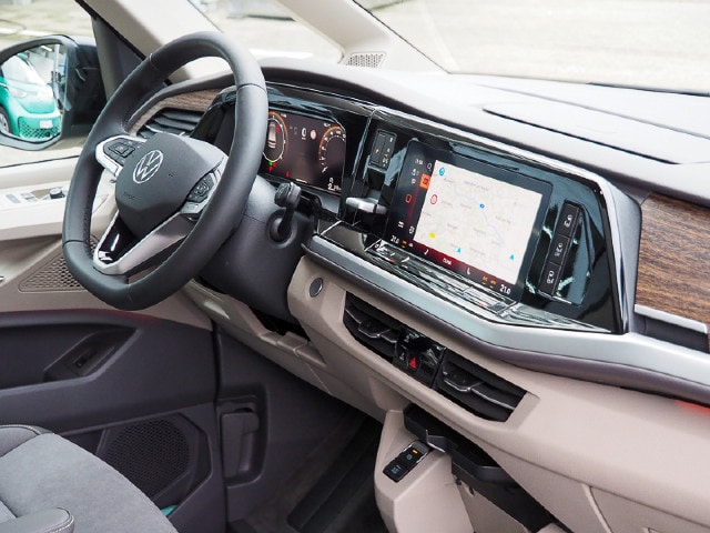 Volkswagen Multivan 2.0 TDI DSG Lang Style T7