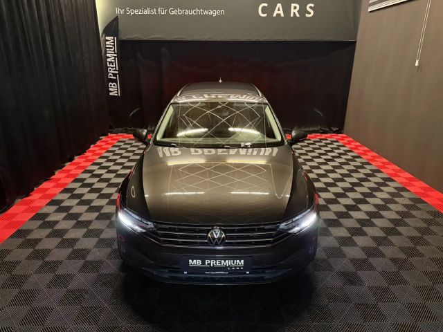 Volkswagen Passat DSG Variant