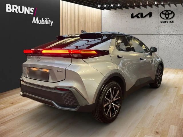 Toyota C-HR Hybride Team D Technik