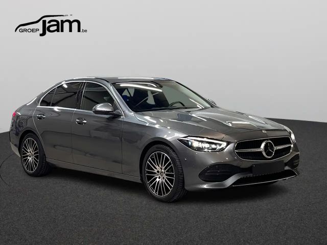 Mercedes-Benz C 200 Luxury Line Sedan