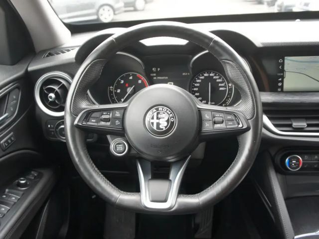 Alfa Romeo Stelvio Q4 Super