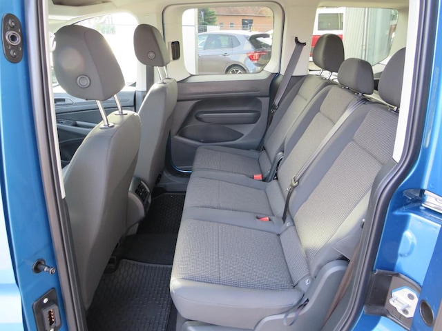 Volkswagen Caddy Combi