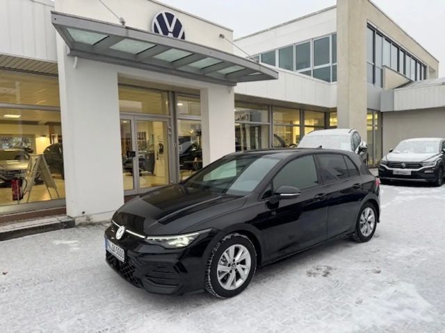 Volkswagen Golf DSG R-Line