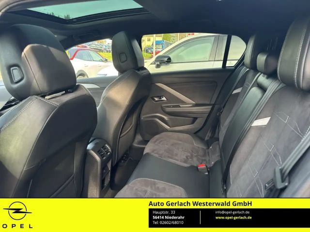 Opel Astra Hybrid Innovation Ultimate