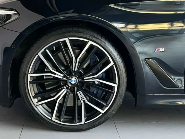 BMW 530 530d M-Sport Sedan xDrive
