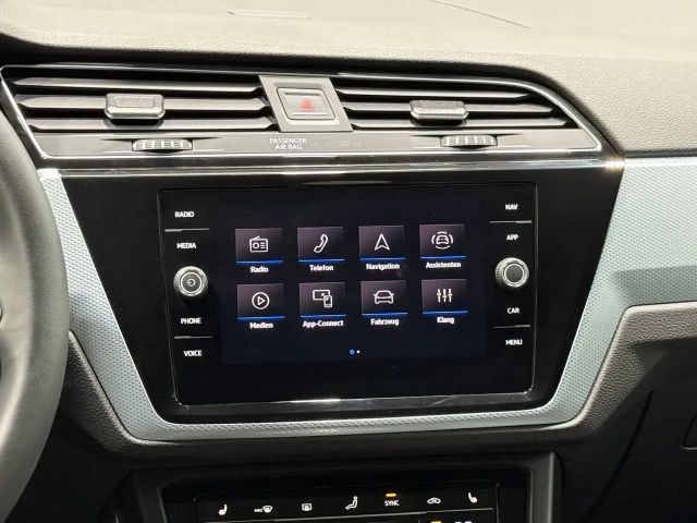 Volkswagen Touran 1.5 TSI DSG