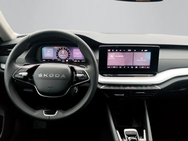 Skoda Octavia Essence TSI mHEV DSG