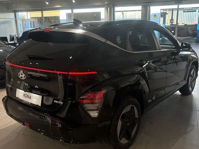 Hyundai Kona 64 kWh Electric