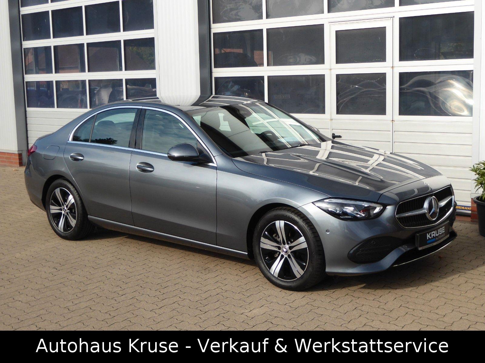 Mercedes-Benz C 180 AVANTGARDE Sedan