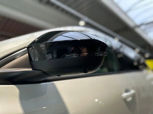 Renault Espace E-Tech Hybrid Iconic