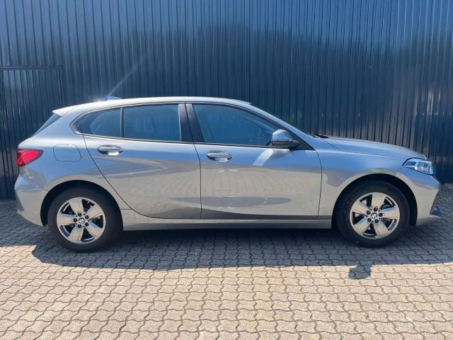 BMW 116 116i 5-deurs Sedan