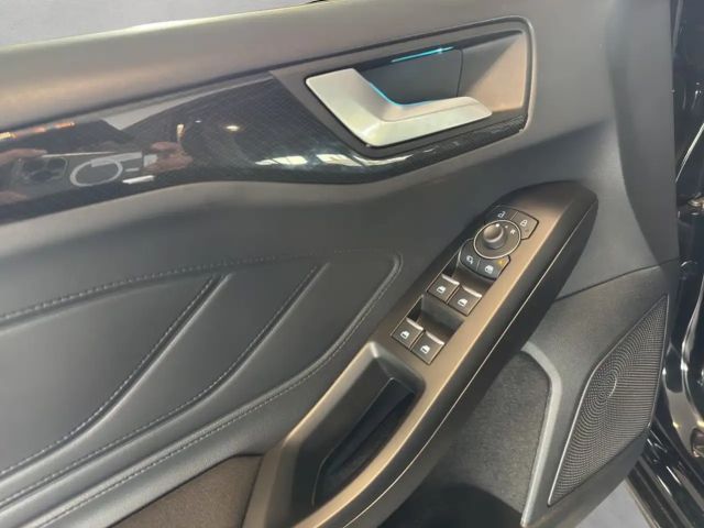 Ford Focus EcoBoost ST Line Wagon