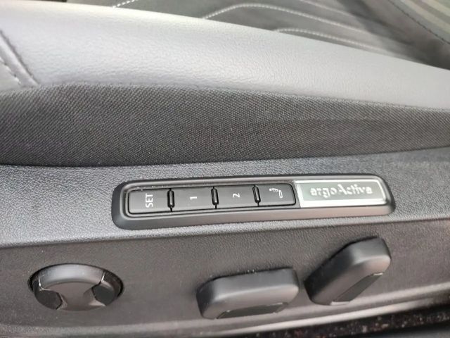 Volkswagen ID.5 77 KWh IQ.Drive Pro