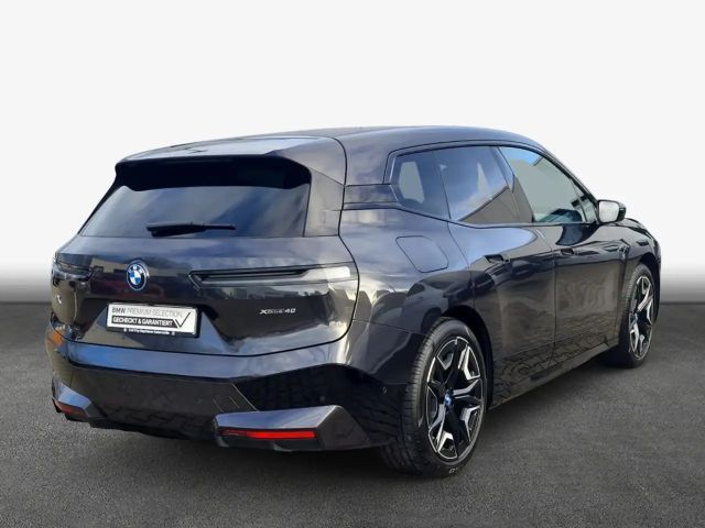 BMW iX xDrive40