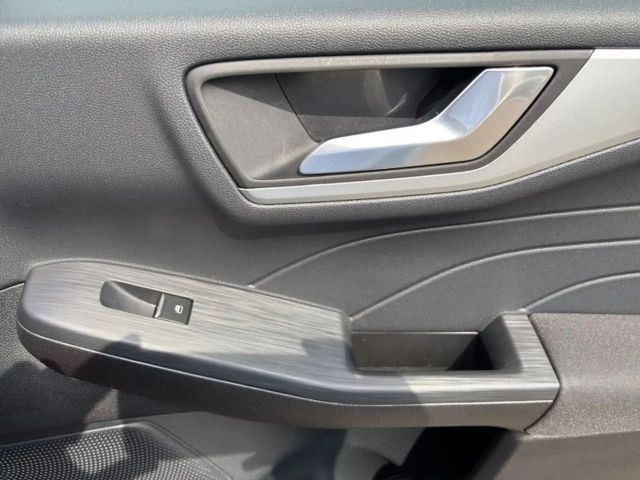 Ford Kuga Cool & Connect Hybrid