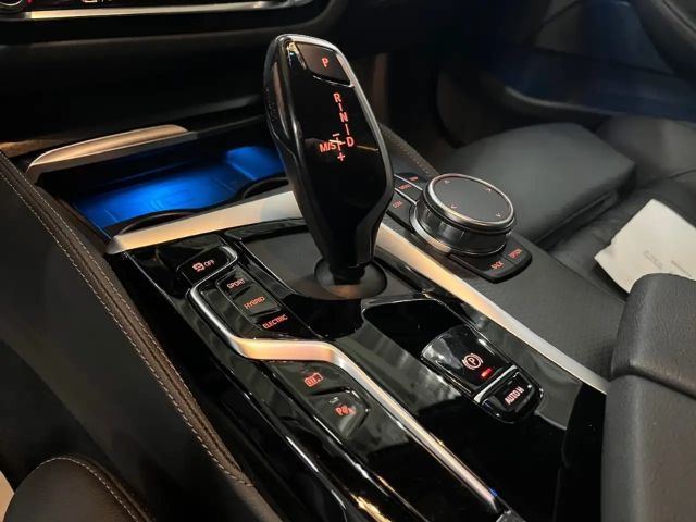 BMW 530 530e M-Sport Touring