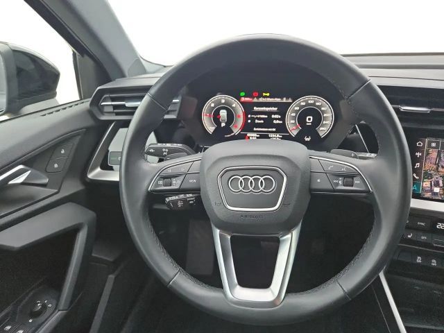 Audi A3 30 TDI S-Tronic Sedan