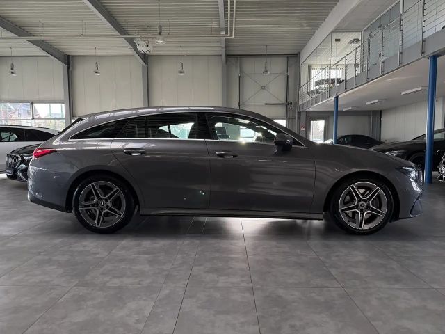 Mercedes-Benz CLA 200 AMG Line