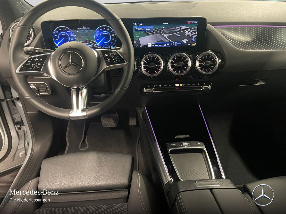 Mercedes-Benz EQA 300 4MATIC