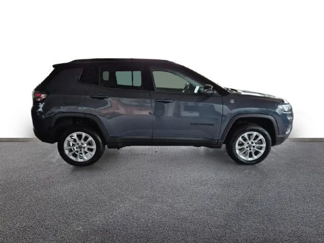 Jeep Compass Hybrid Trailhawk