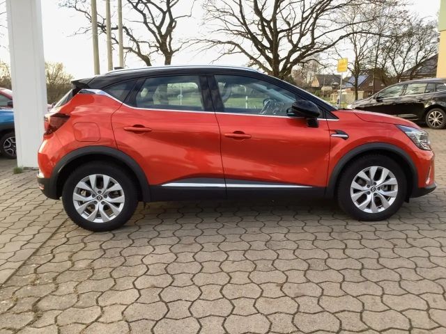 Renault Captur E-Tech Intens