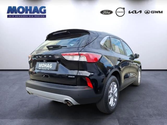 Ford Kuga Hybrid Titanium