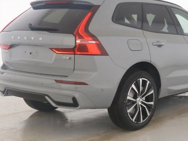 Volvo XC60 AWD Dark Plus