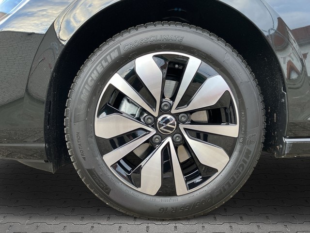 Volkswagen Golf Golf VIII