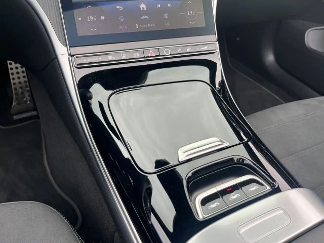 Mercedes-Benz CLE 300 4MATIC AMG Line