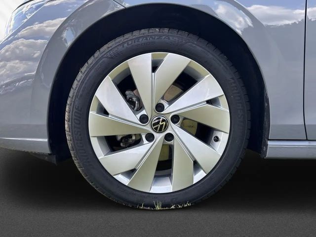 Volkswagen Golf 1.5 eTSI Golf VIII