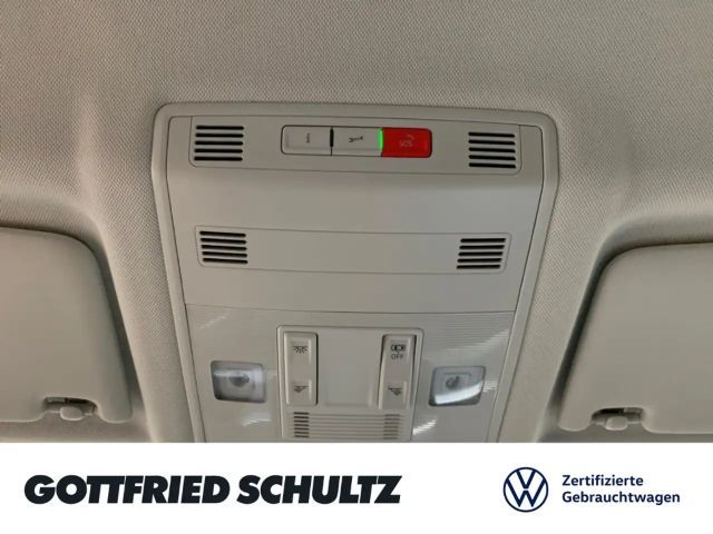 Volkswagen T-Roc GOAL TSI SITZHEIZUNG EINPARKHILFE NAVI LED