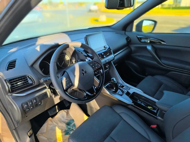 Mitsubishi Eclipse Cross 4WD CVT Intense PHEV