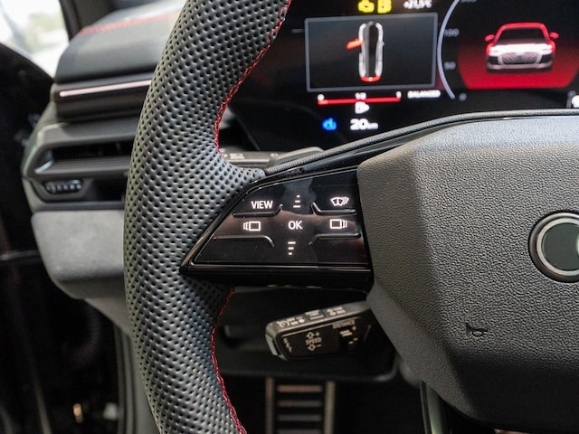 Audi A6 Avant Quattro S-Tronic