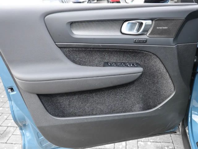 Volvo XC40 Dark Plus