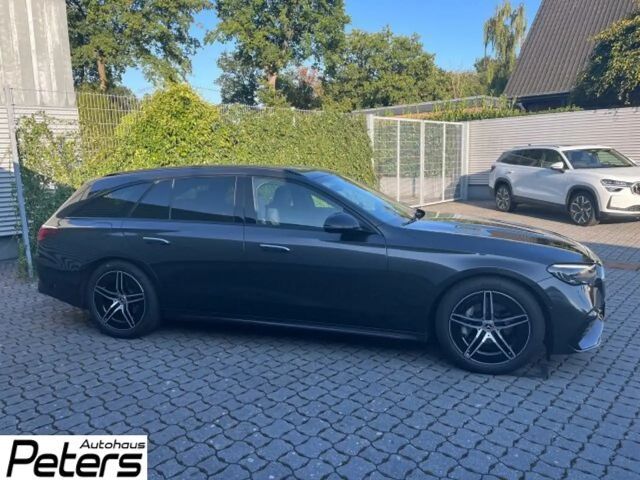 Mercedes-Benz E 220 AMG Line E 220 d