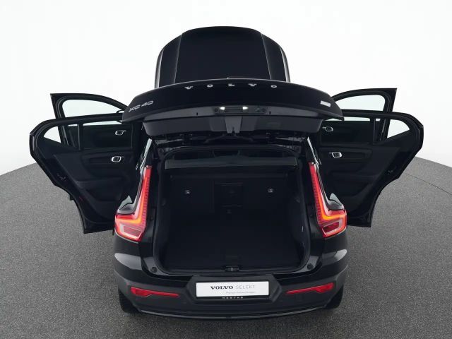 Volvo XC40 Core Recharge