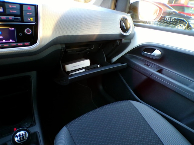 Volkswagen up! 1.0 MPI Active