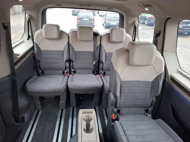 Volkswagen Multivan Style T7