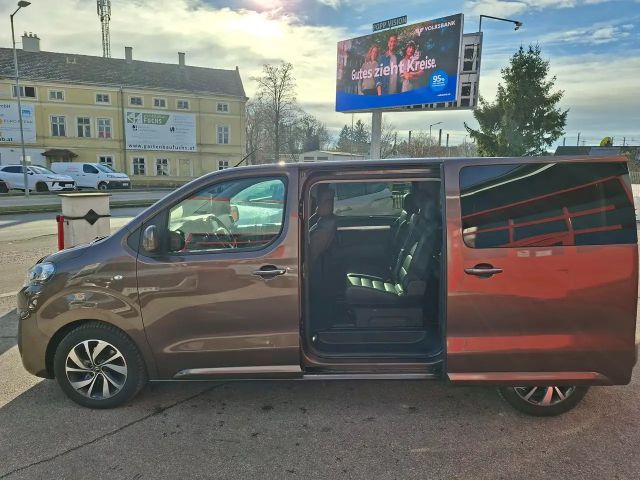 Citroën Spacetourer Shine