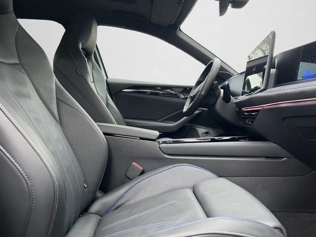 Volkswagen Passat 4Motion DSG R-Line Variant