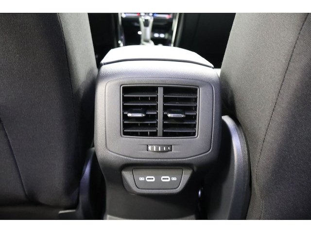 Volkswagen T-Roc 1.5 TSI DSG R-Line