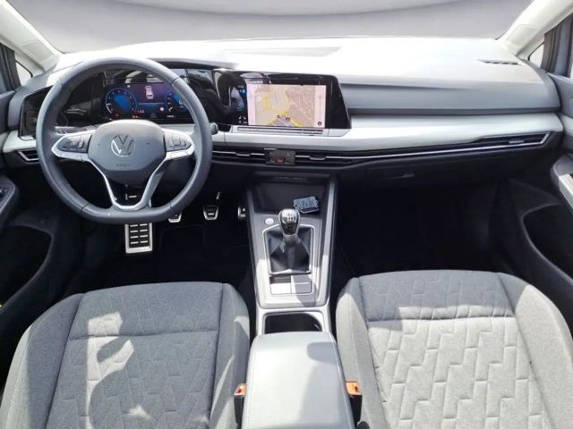 Volkswagen Golf 1.0 TSI IQ.Drive Life Variant