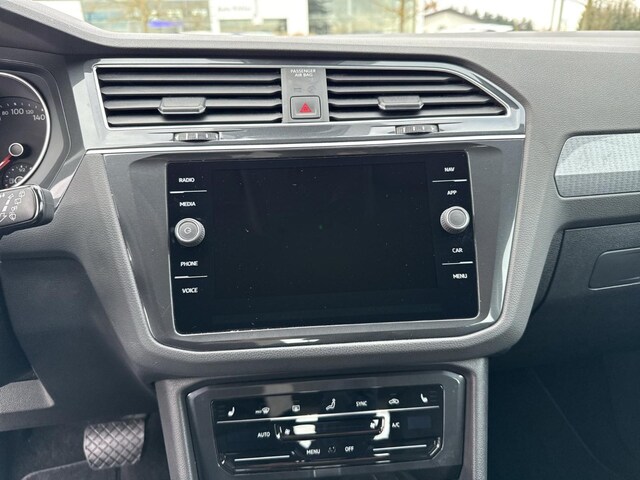 Volkswagen Tiguan TSi CarPlay/Black/ACC/LED/Navi/PDC